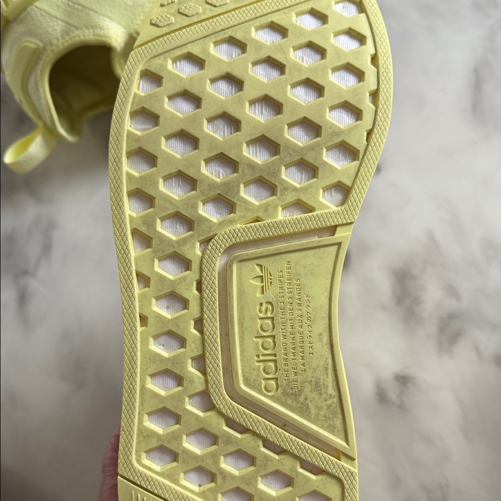 Adidas Boost - Picture 6 of 6
